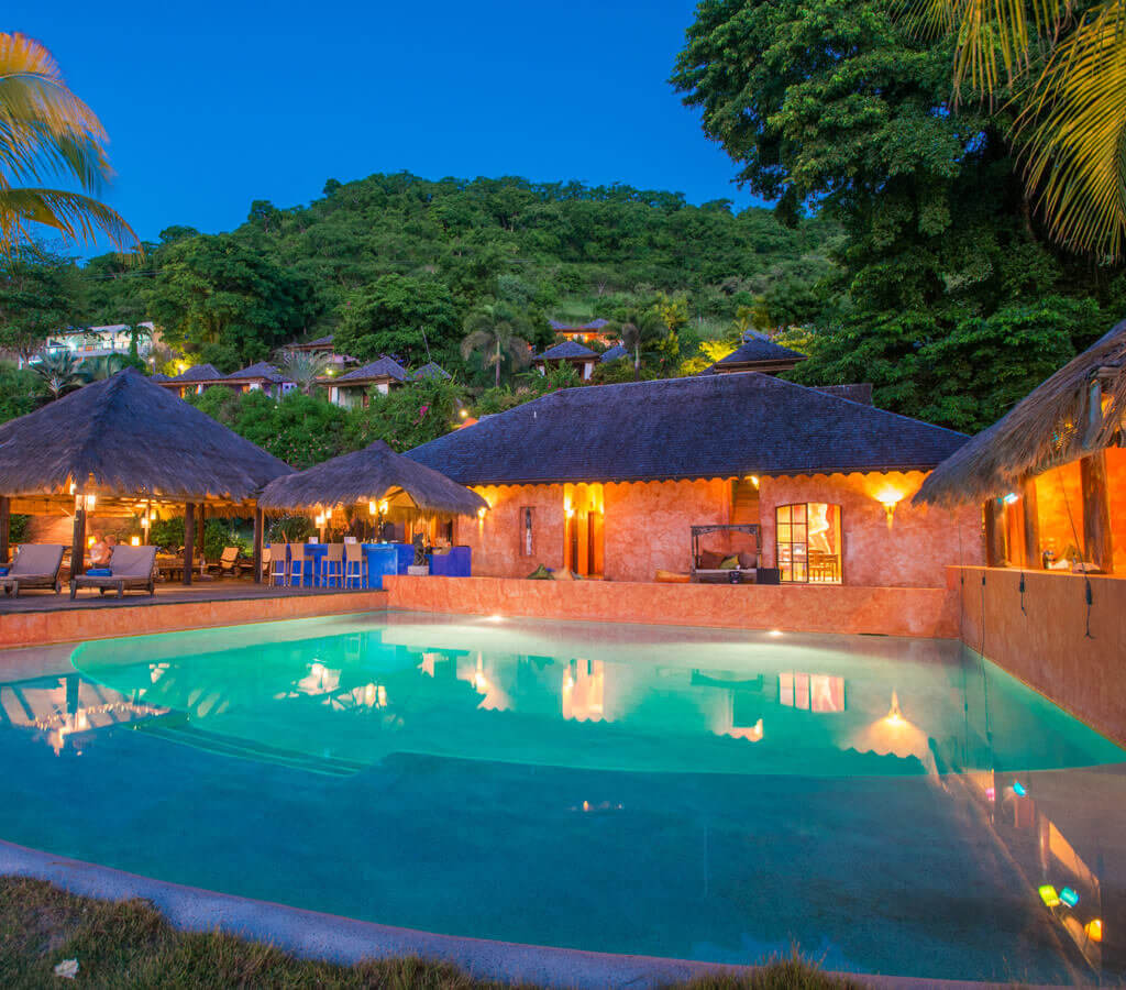 romantic caribbean resorts laluna pool